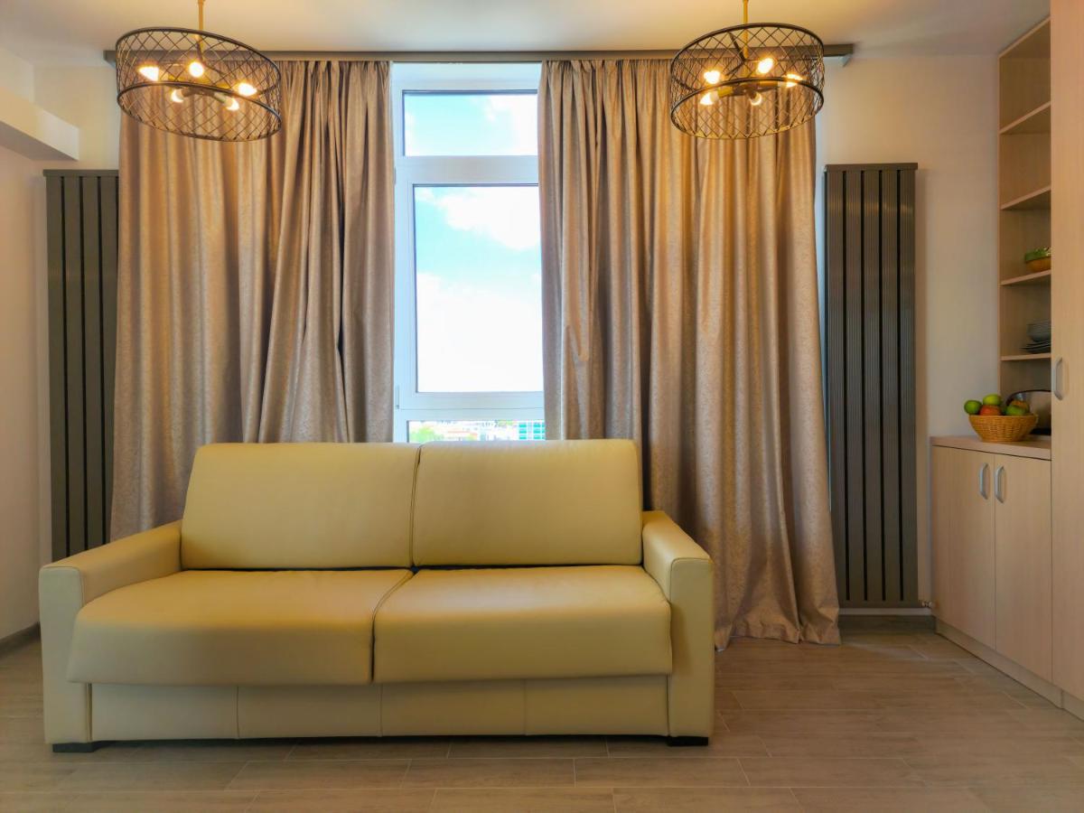 Panoramic Aparthotel Pool & Spa Mamaia Nord Năvodari Eksteriør bilde